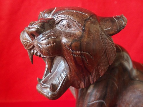 Belle grosse sculpture - en, bois