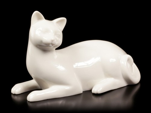Porcelaine chat allongée - porcelaine,
