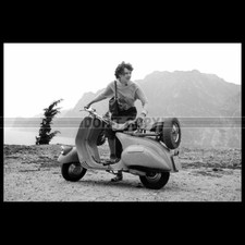 Photo M.000053 VESPA 125 FARO