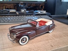 Voiture miniature MEDAILLER