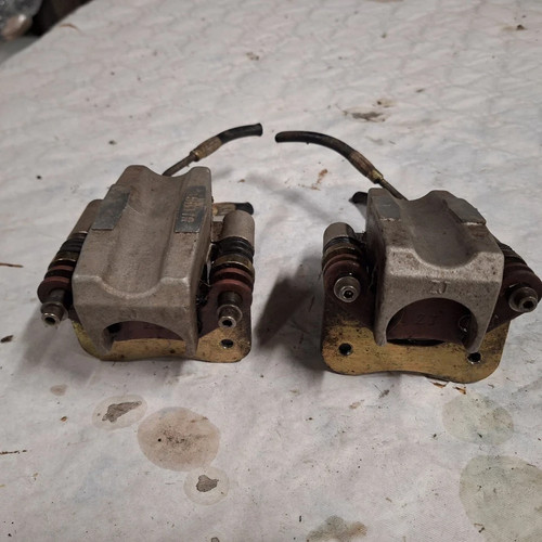 Etriers avant quad - quad, 410