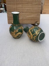 Deux Vases Chinois Dragon Vert
