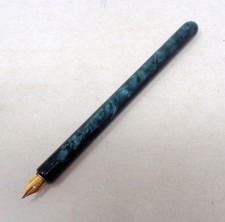 Joli porte-plume ancien en Galalithe