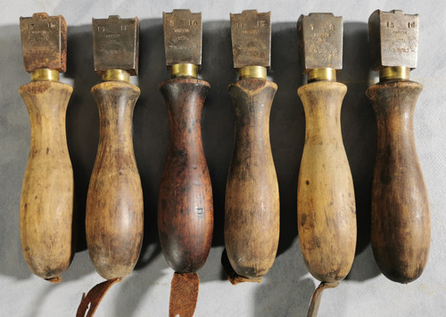 Outils anciens cordonnier - , 6