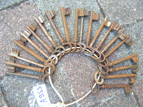 Lot a957 clé clés - 18,