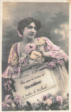 CP 1ER AVRIL FEMME ELEGANTE CHEQUE SAC ARGENT FLEURS - 64398