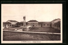 Old postcard La Riche, school group 