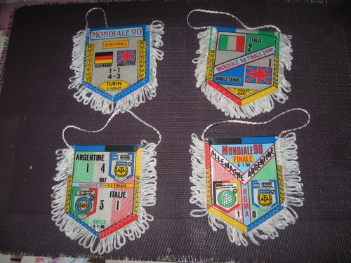 Anciens fanions foot - anciens,