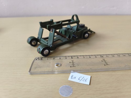 Corgi major toys - corgi, loading