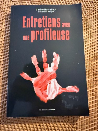 Entretiens avec une profileuse - avec,