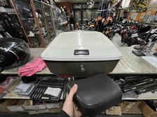 Top case coffre arrière shoei