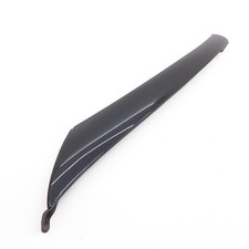 garniture, Montant avant droit