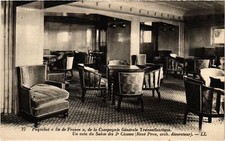 Old postcard AK liner Ile-de-France Un Coin du Salon des 2e Classes Ships (774901)