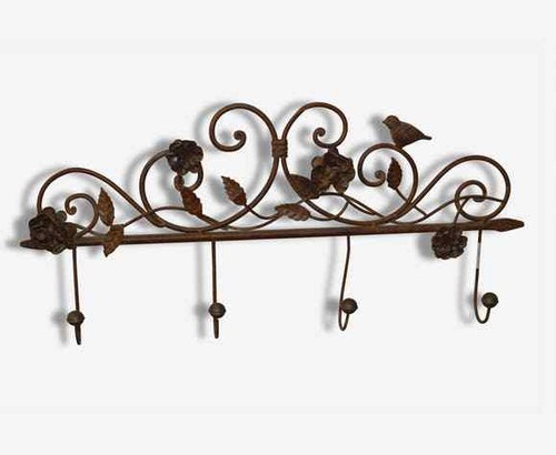 Porte manteaux avec des fleurs - manteaux,