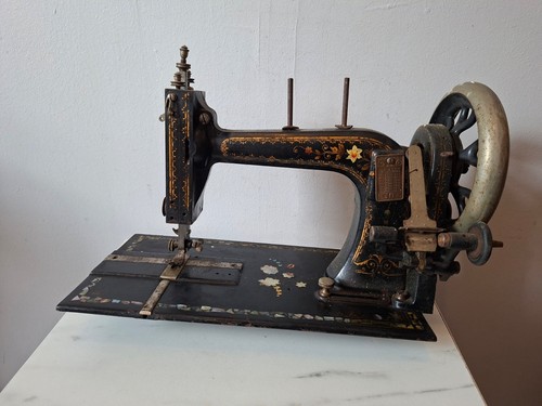 Ancienne machine à - 💛,