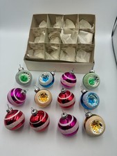 Boite de 12 boules de Noël