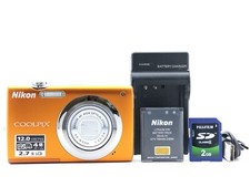 Nikon COOLPIX S3000 Orange 12.0 MP 4x Zoom Compact Digital Camera from Japan