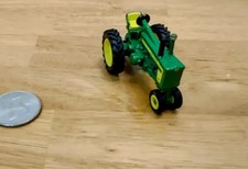 john deere miniature toy tractors F0216YL01(T023)