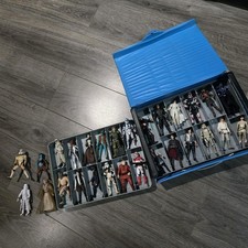 Star Wars Modern Figure Lot of 28 with Vintage 1977 Kenner Collectors Case