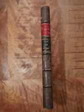 Il a son plumet. MICHU