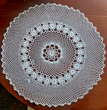 Beau napperon crochet  fait