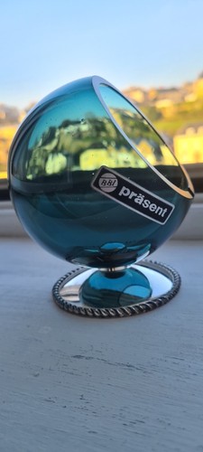 Cendrier boule cristal - en,