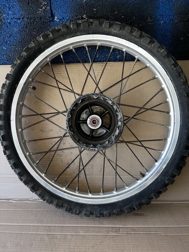 Roue avant suzuki 125 1985 - roue,