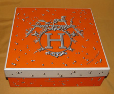 Boite Hermès orange carrée