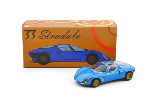 Laudoracing models alfa - 1/64,