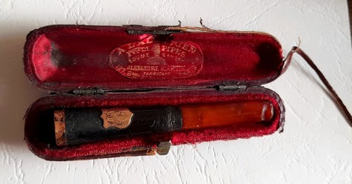 Fume cigarette ambre - fume-cigarette,