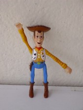 (2)  FIGURINE PVC DISNEY PIXAR