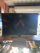 LG 42CS560 42" LCD TV 1080p