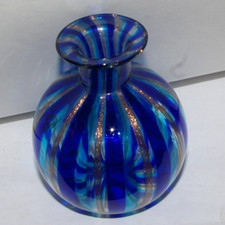 petit vase ancien en verre de