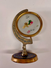 Cadre en laiton cloisonné avec broderie chinoise sur soie canards