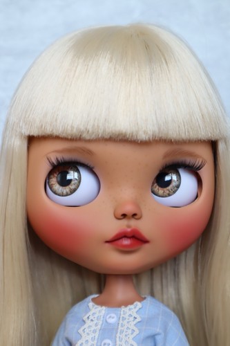 Blythe doll custom - ,