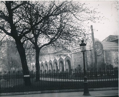 Paris 1910 chapelle - c.,