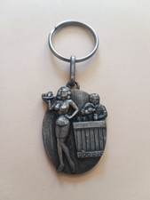LE RELAIS DE LA SOURCE Vintage 90' Waiter Bar Pin-up Keychain