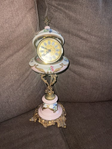Magnifique horloge ancienne - magnifique,