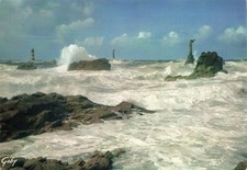 29 ILE D OUESSANT LE PHARE DU