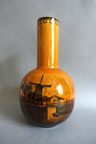 Vase boule col long - à, en