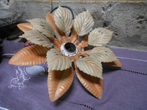 Lustre forme fleur - forme, relief