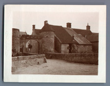 France, Saint Jean aux Bois, Gate between 2 towers that leads to l&#039;Eglise Vi