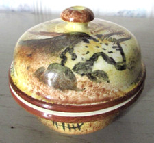 Petite bonbonnière, boîte à