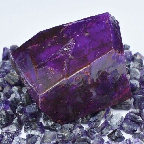 Saphir violet brut - , ct
