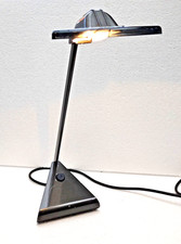 Arteluce Mantis A420 lamp by P. King & S. Miranda year 1979 with defect