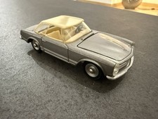DINKY Toys Mercedes Benz 516