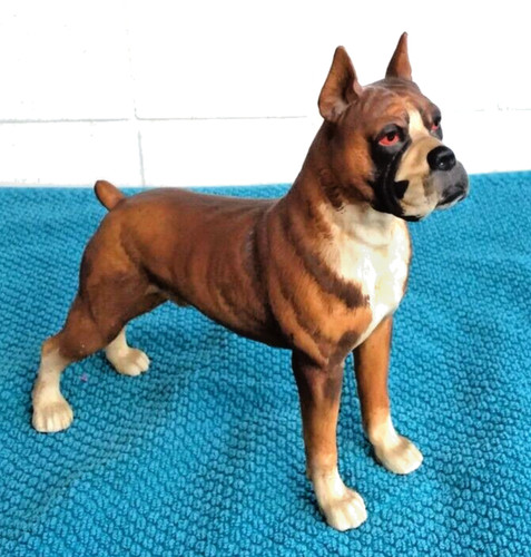 Ancienne figurine chien boxer
