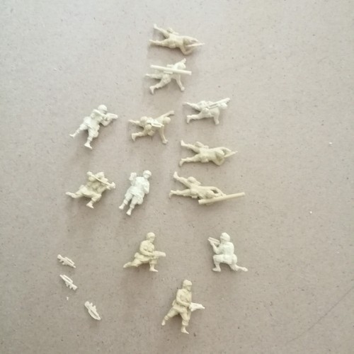 Lot figurines 72 - lot, soldats