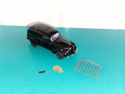 2607261 voiture peugeot - voiture, 1/43