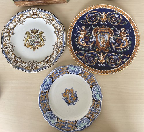 Assiettes gien armoirie - assiettes,
